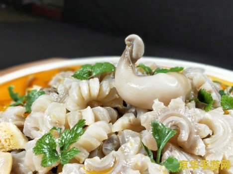 松茸原神：游戏中的美食与神秘探险