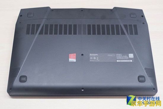 微软斯宾塞：出行时随身携带联想拯救者掌机，是 Xbox 主机的延伸