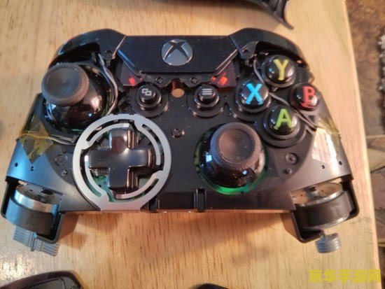 xbox360手柄拆解 Xbox 360手柄拆解全解析