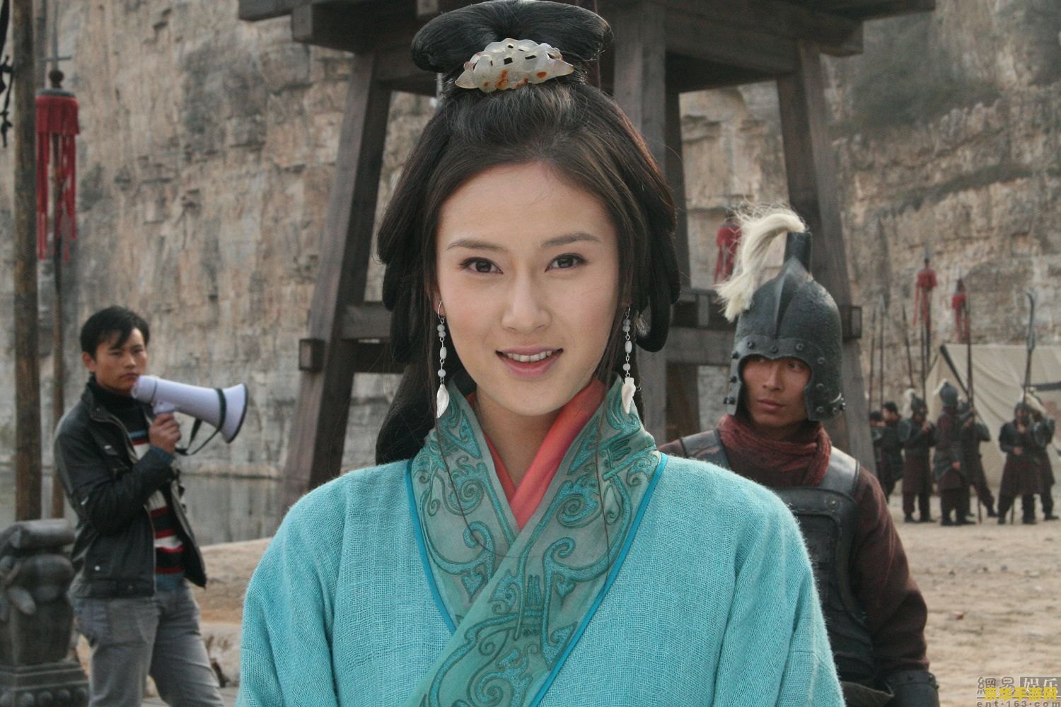 新三国小乔扮演者 新三国小乔扮演者：赵柯的魅力与游戏世界的交融