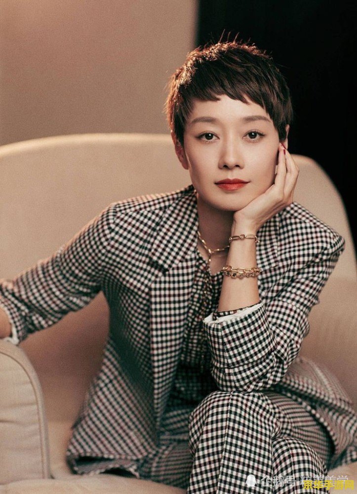 英雄联盟手游艾希极地女神 &lt;h3&gt;英雄联盟手游艾希极地女神：冰封王座的守护者&lt;/h3&gt;