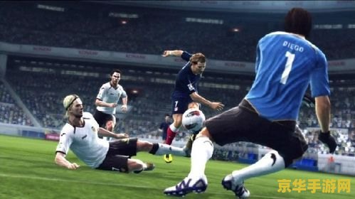 fm2012左后卫 FM2012左后卫深度解析：构建坚固防线的隐形守护者