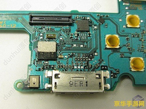 psp2000拆机 PSP2000拆机教程与游戏回顾
