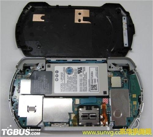 psp2000拆机 PSP2000拆机教程与游戏回顾