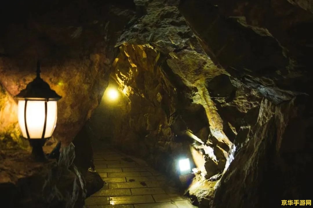 原神蛇骨矿洞小男孩旁边 原神蛇骨矿洞探险：小男孩与神秘遗迹的邂逅