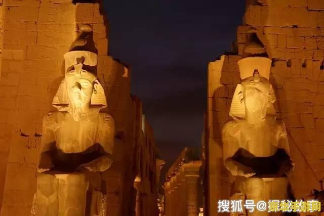 原神庙前的供奉 原神庙前的供奉：探索古老神迹的奥秘