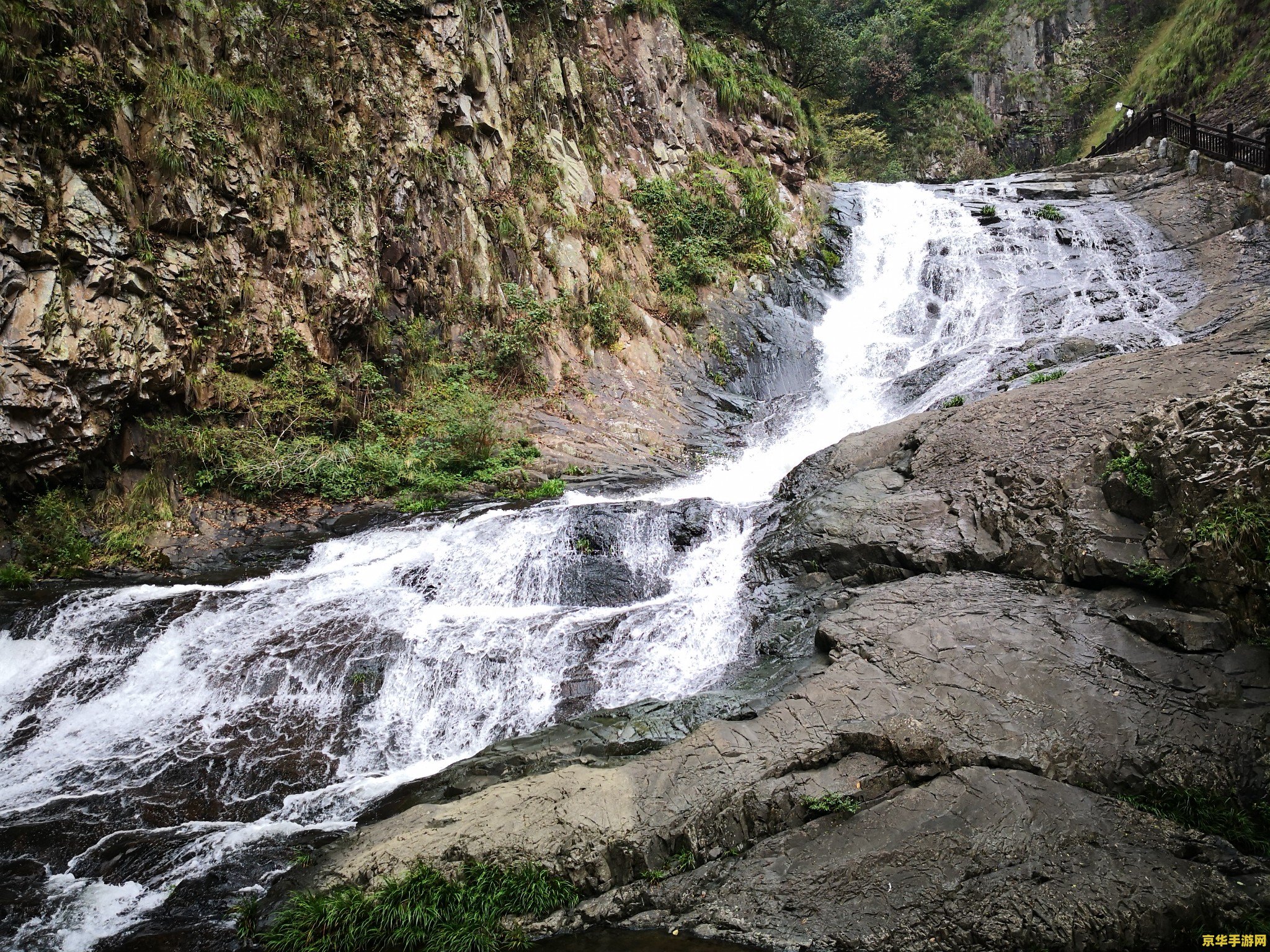 原神岩尊像瀑布遗迹怎么进去 原神岩尊像瀑布遗迹进入方法 原神岩尊像瀑布遗迹怎么进去 原神岩尊像瀑布遗迹进入方法